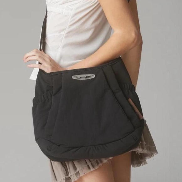 UNIF ESC Bag - Picture 1 of 4